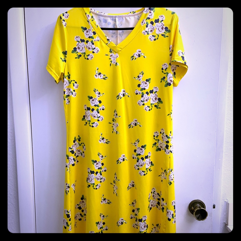 Women’s Yellow Floral Sundress